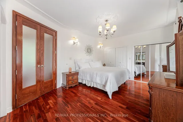 Additional image 17 of 2 The Keanegate