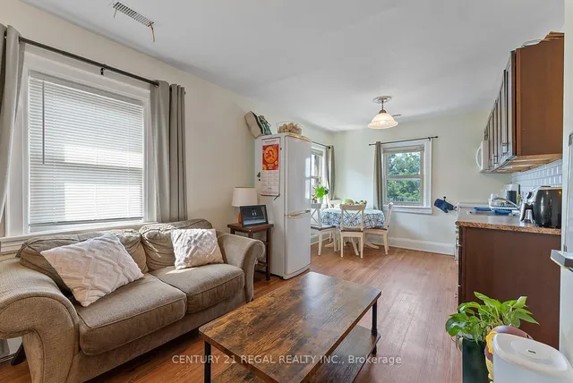 Additional image 10 of 32 Chamberlain Ave