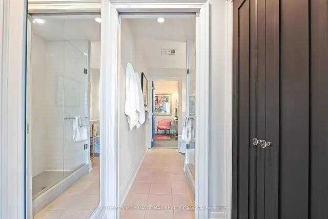 Additional image 11 of 20 Scrivener Sq Unit 304