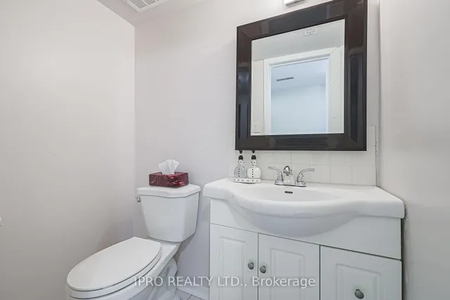 Additional image 5 of 1667 Albion Rd Unit 53