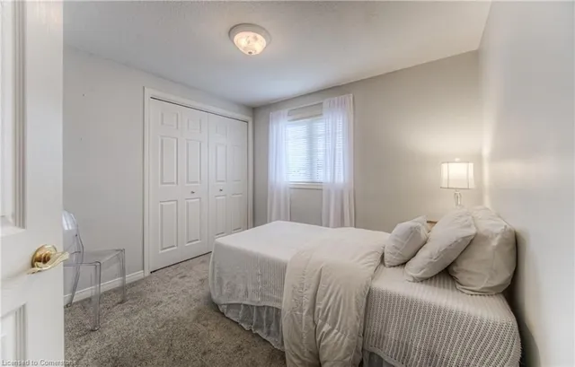 Additional image 36 of 85 Candle Cres