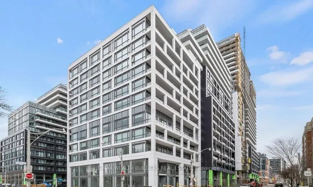 60 Princess St Unit 813 Se