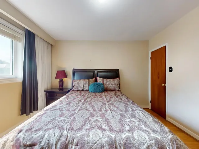 Additional image 16 of 42 Clayhall Cres