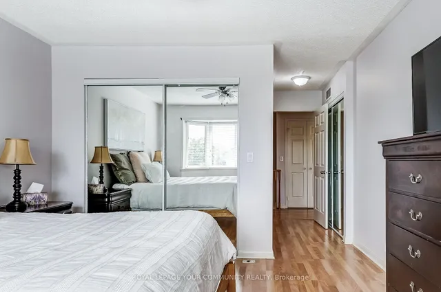 Additional image 33 of 23 Mondeo Dr