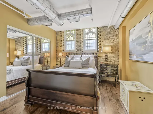 Additional image 23 of 384 Sunnyside Ave Unit 102