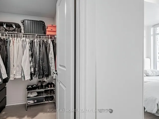 Additional image 18 of 65 East Liberty St Unit 322