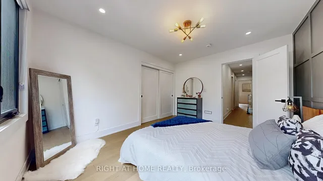 Additional image 17 of 201 Springdale Blvd