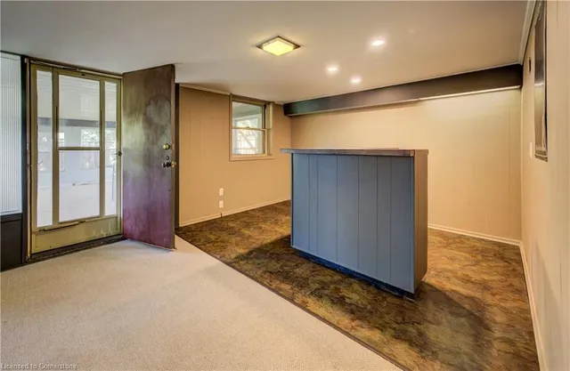 Additional image 28 of 74 Lakeside Dr