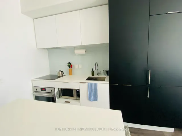 Additional image 4 of 33 Helendale Ave Unit 901