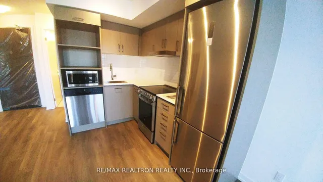 Additional image 5 of 219 Dundas St Unit 1806