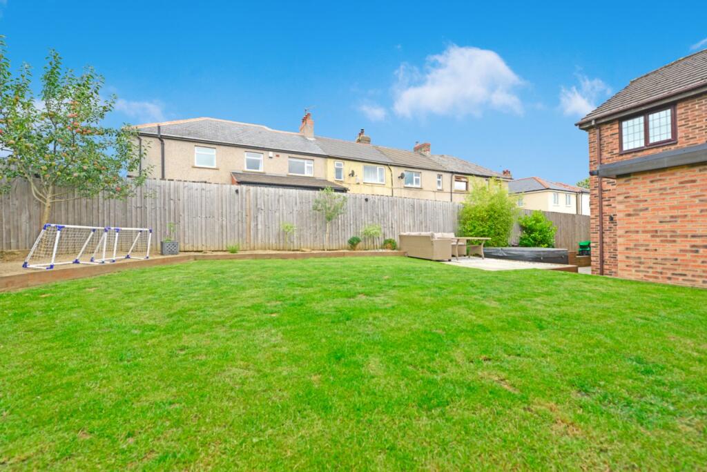 Additional image 20 of Kestrel View, Cleckheaton, West Yorkshire, BD19