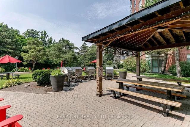 Additional image 22 of 24 Southport St Unit 155