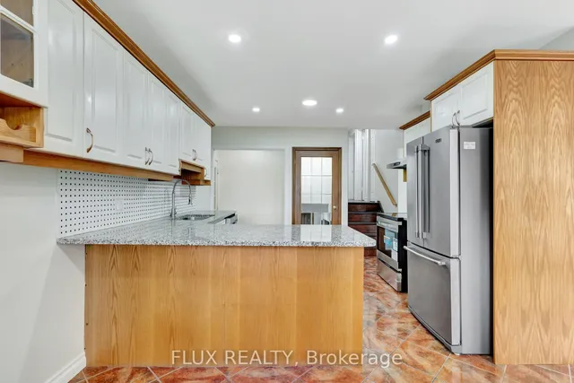 Additional image 8 of 8 Mayfair Crt