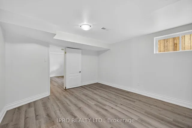 Additional image 33 of 34 Knox Ave