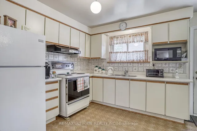 Additional image 14 of 35 Chipper Cres