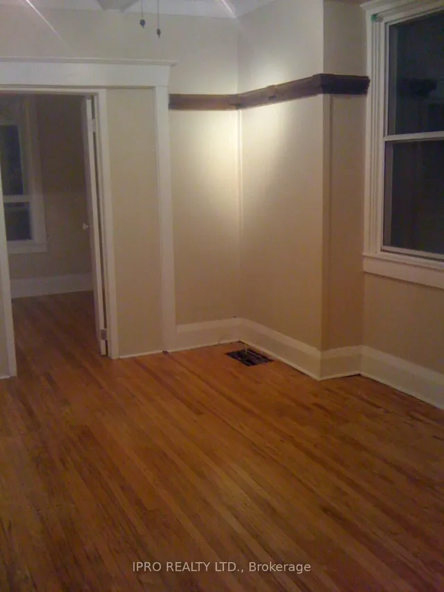 Additional image 33 of 76 Eastwood Rd