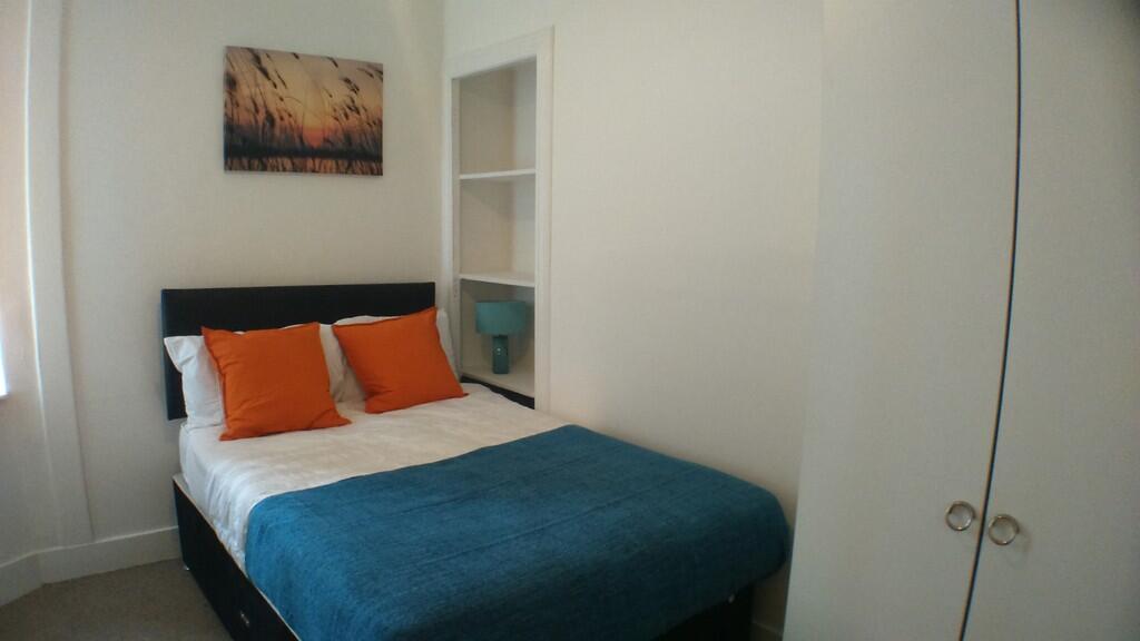 Additional image 4 of Great Northern Road