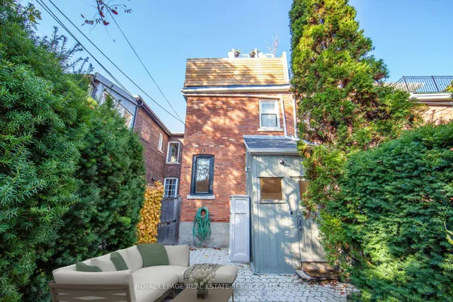 Additional image 30 of 59 Dupont St
