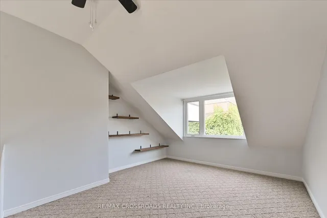 Additional image 17 of 269 Ontario St