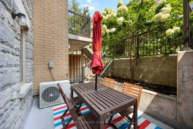 Additional image 31 of 8 Foundry Ave Unit 163