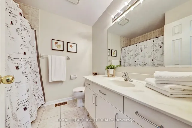 Additional image 23 of 21 Ecopark Gate