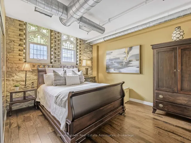 Additional image 22 of 384 Sunnyside Ave Unit 102