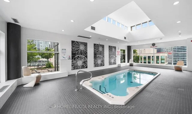 Additional image 13 of 20 Blue Jays Way Unit 809