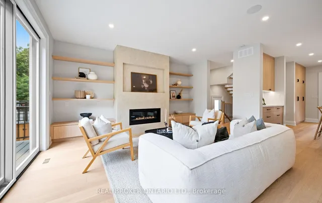 Additional image 19 of 94 Prince Edward Dr