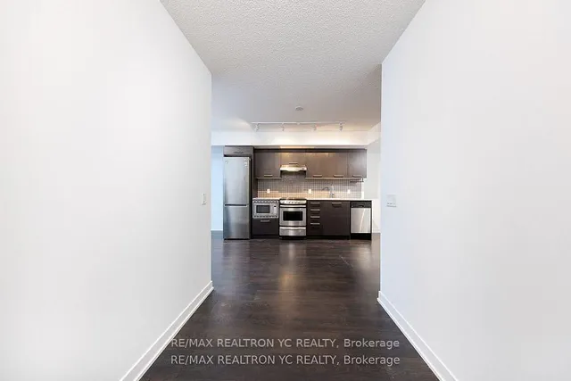 Additional image 15 of 87 Peter St Unit 719