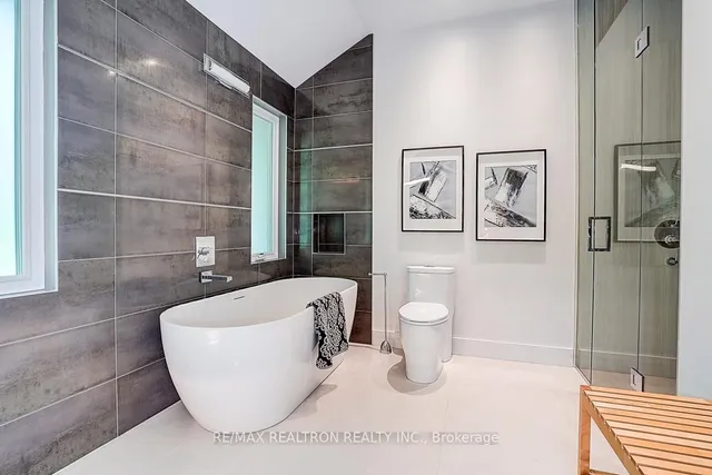 Additional image 28 of 46 Broadleaf Rd