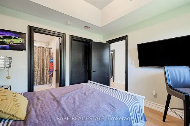 Additional image 24 of 32 Bradfield Ave