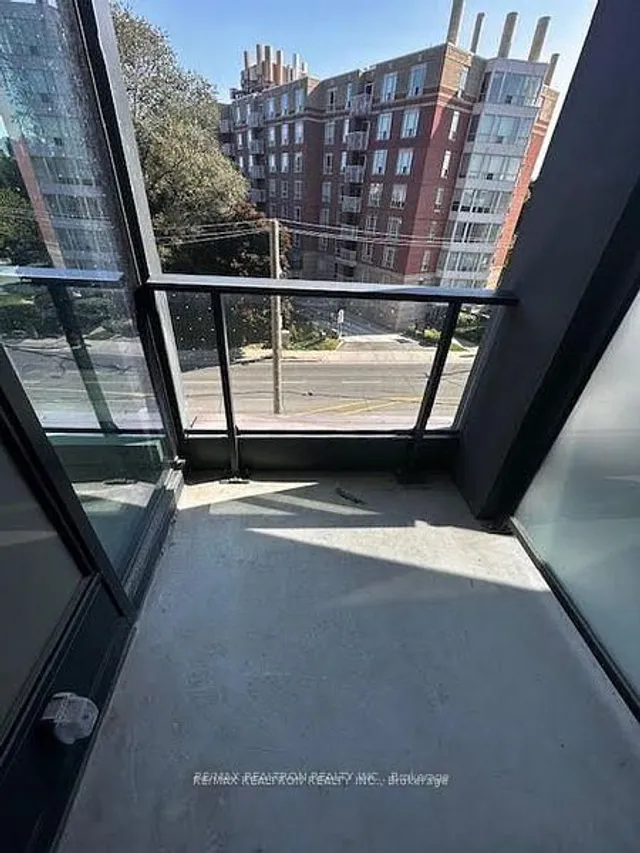 Additional image 14 of 250 Lawrence Ave Unit 415