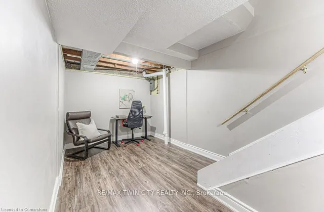 Additional image 33 of 107 Charles Best Pl