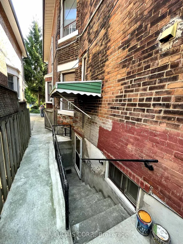 Additional image 7 of 196 Beatrice St