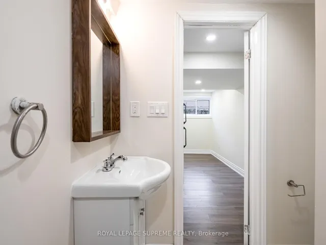 Additional image 34 of 40 Cartwright Ave