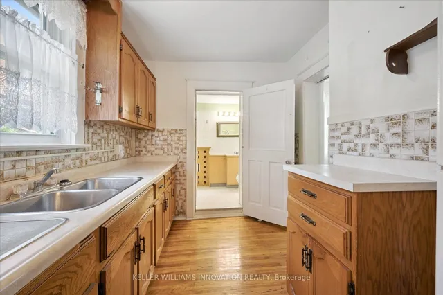 Additional image 14 of 156 Union Blvd