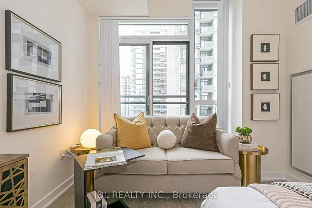 Additional image 5 of 99 John St Unit 3006