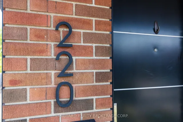 Additional image 5 of 220 Belgravia Ave