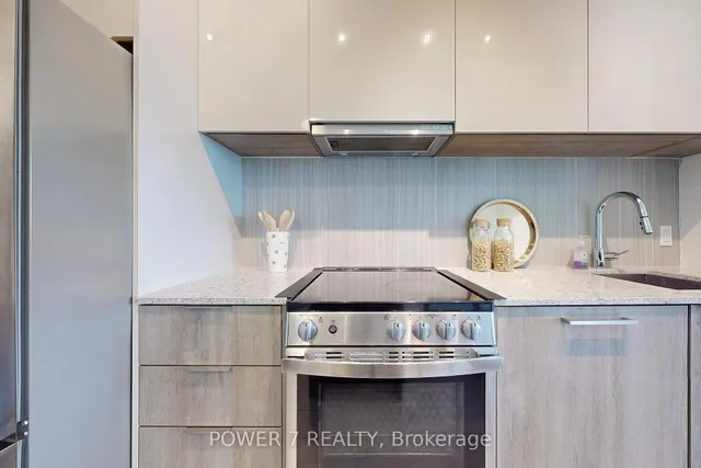 Additional image 10 of 31 Tippett Rd Unit 1110