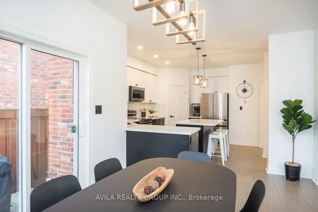 Additional image 20 of 319 Bessborough Dr