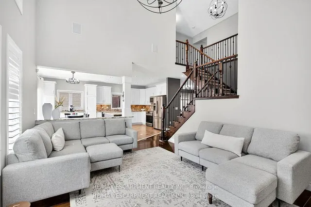 Additional image 16 of 4223 Fuller Cres