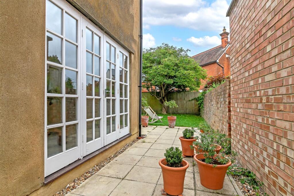 Additional image 15 of Catherine Street, St. Albans