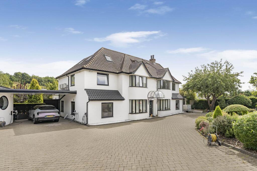 Additional image 53 of Codicote Road, Welwyn