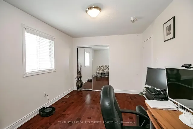 Additional image 29 of 24 Vivians Cres