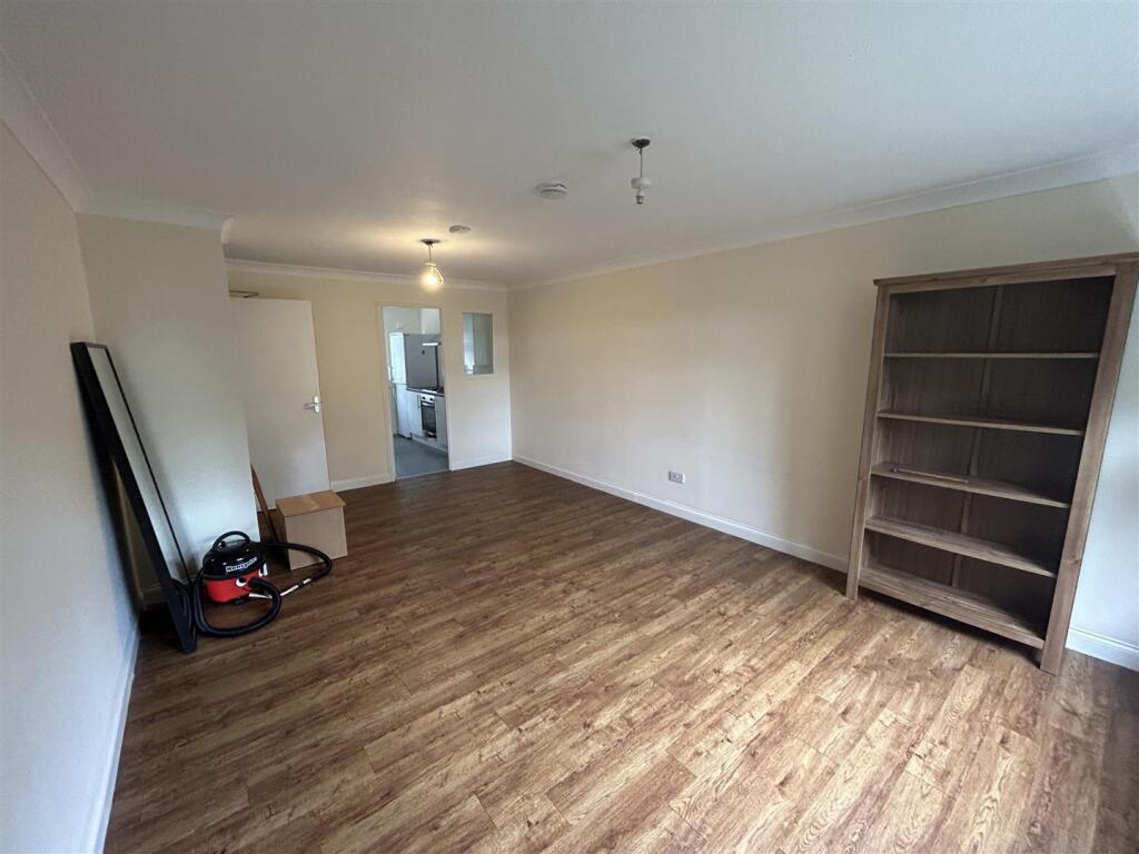 Additional image 4 of 44 CrossbrookHatfieldHerts