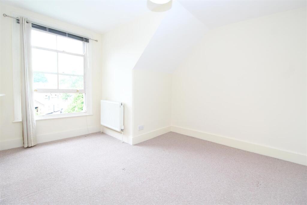 Additional image 9 of Avenue Road, St Albans