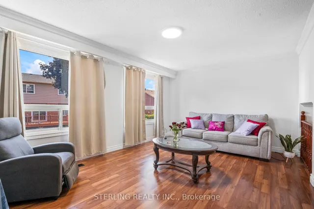 Additional image 12 of 21 Foxacre Row