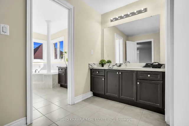 Additional image 32 of 46 Balin Cres