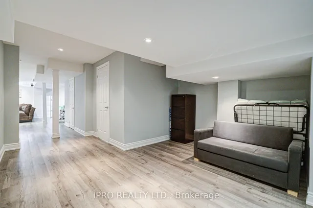 Additional image 42 of 29 Teal Crest Circ