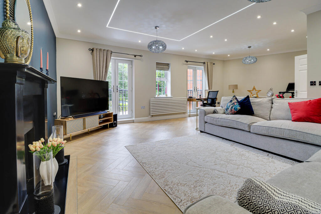 Additional image 19 of Boyes Crescent, Napsbury Park, St. Albans, AL2